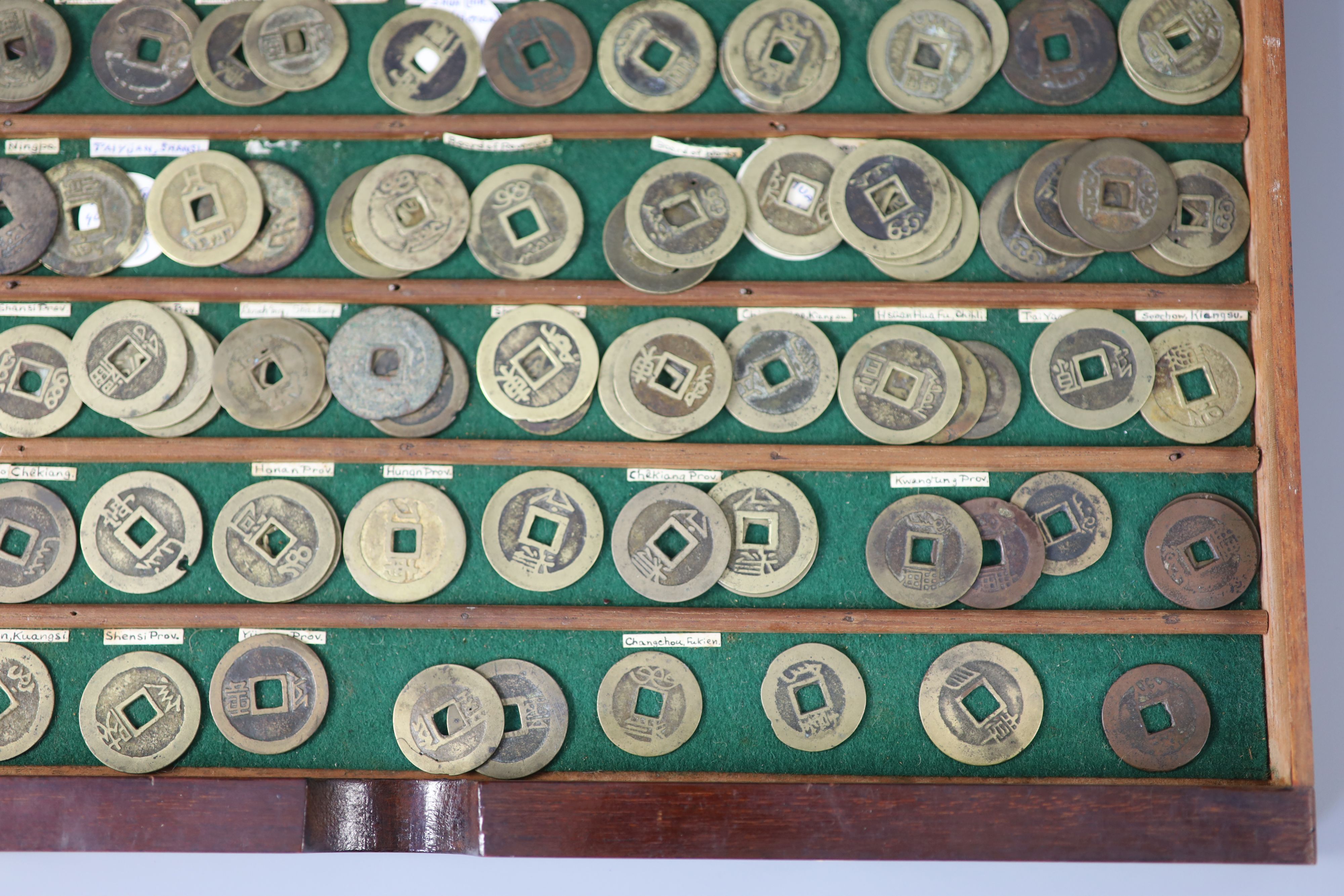 China, a large quantity bronze round coins, Qing dynasty and Taiping Rebellion,
